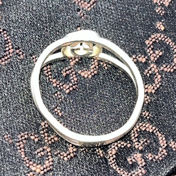 🎁GUCCI INTERLOCKING GG RING size:5.5/6🎁 - Picture 10 of 13
